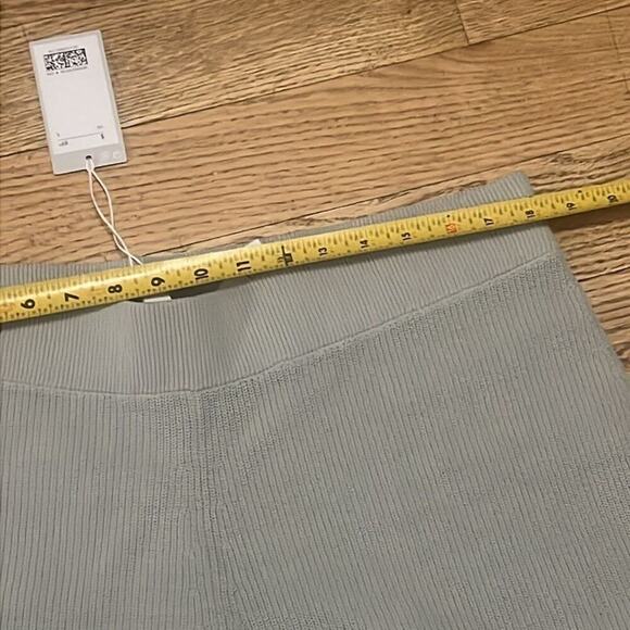 COS NWT RIBBED BIKER SHORTS SIZE‎ L - Picture 4 of 7